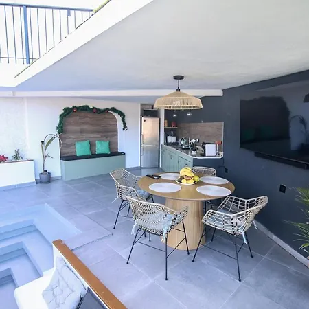 A With Views And A Place To Chill Out Villa Los Realejos
