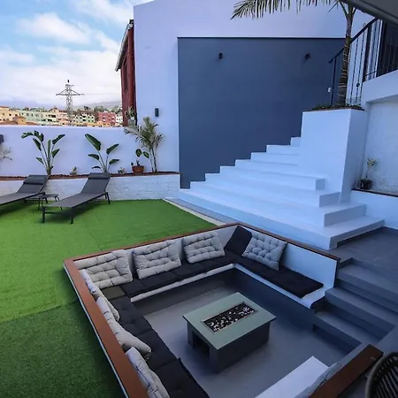 Villa A With Views And A Place To Chill Out