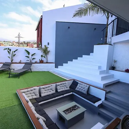 A With Views And A Place To Chill Out *